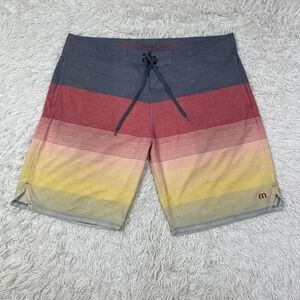 Travis Mathew Shorts Mens 38 Multicolored Striped Ombre Board 10" Inseam Swim